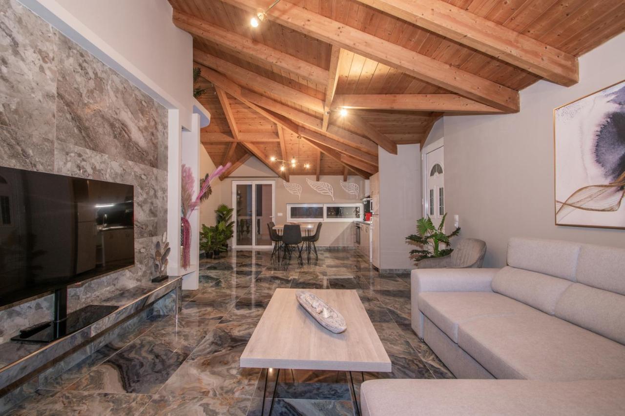 Villa Casa Di Voz Shared By 
